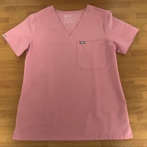 FIGS Scrubs Chalk Pink Small Catarina Top